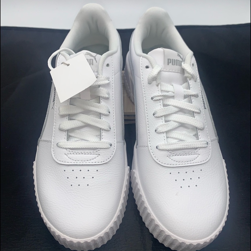 Puma Carina Sneakers Size 8.5